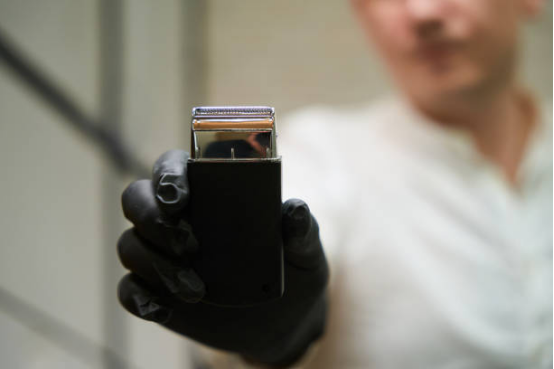 Foil Shaver with High-Performance Motor